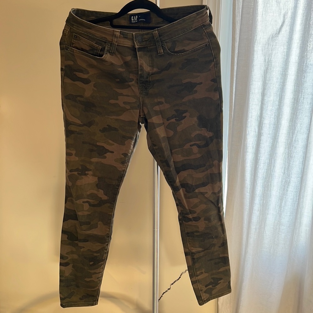 Gap camo denim legging